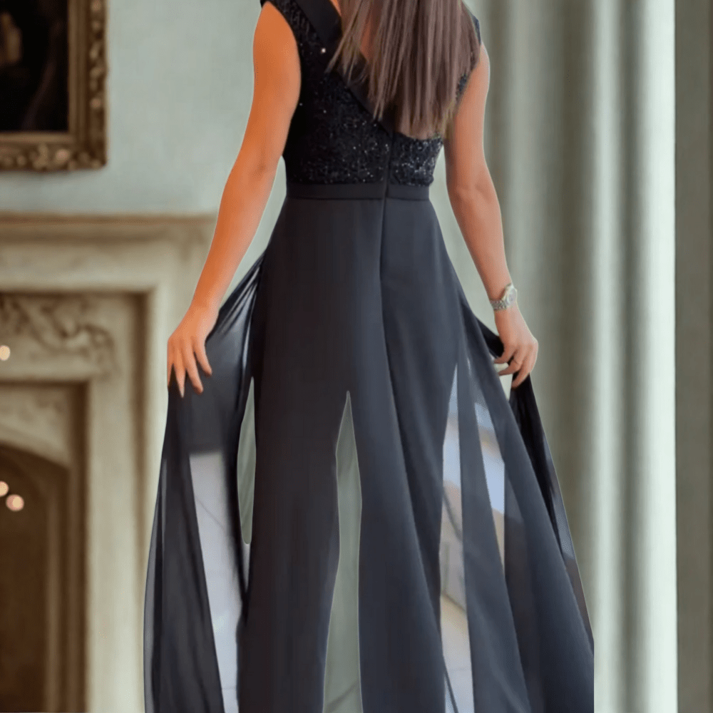 LOUNA | Tidløs eleganse med en moderne vri - Jaxel & Jess